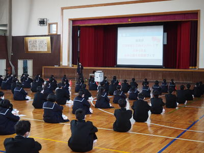 学年集会の様子